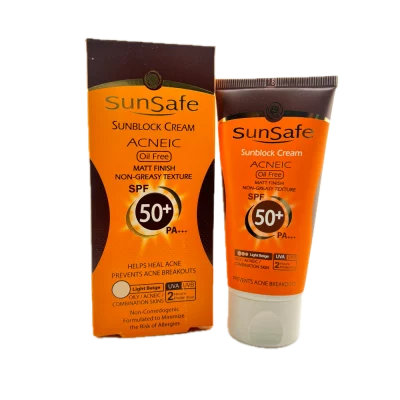 کرم ضد آفتاب فاقد چربی SPF 50 بژ روشنSunSafe